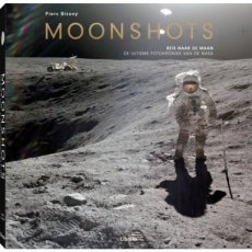 Moonshots. Reis naar de maan Moonshots. Reis naar de maan